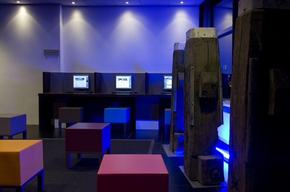 Отель Doubletree By Hilton Rotterdam Centre Экстерьер фото