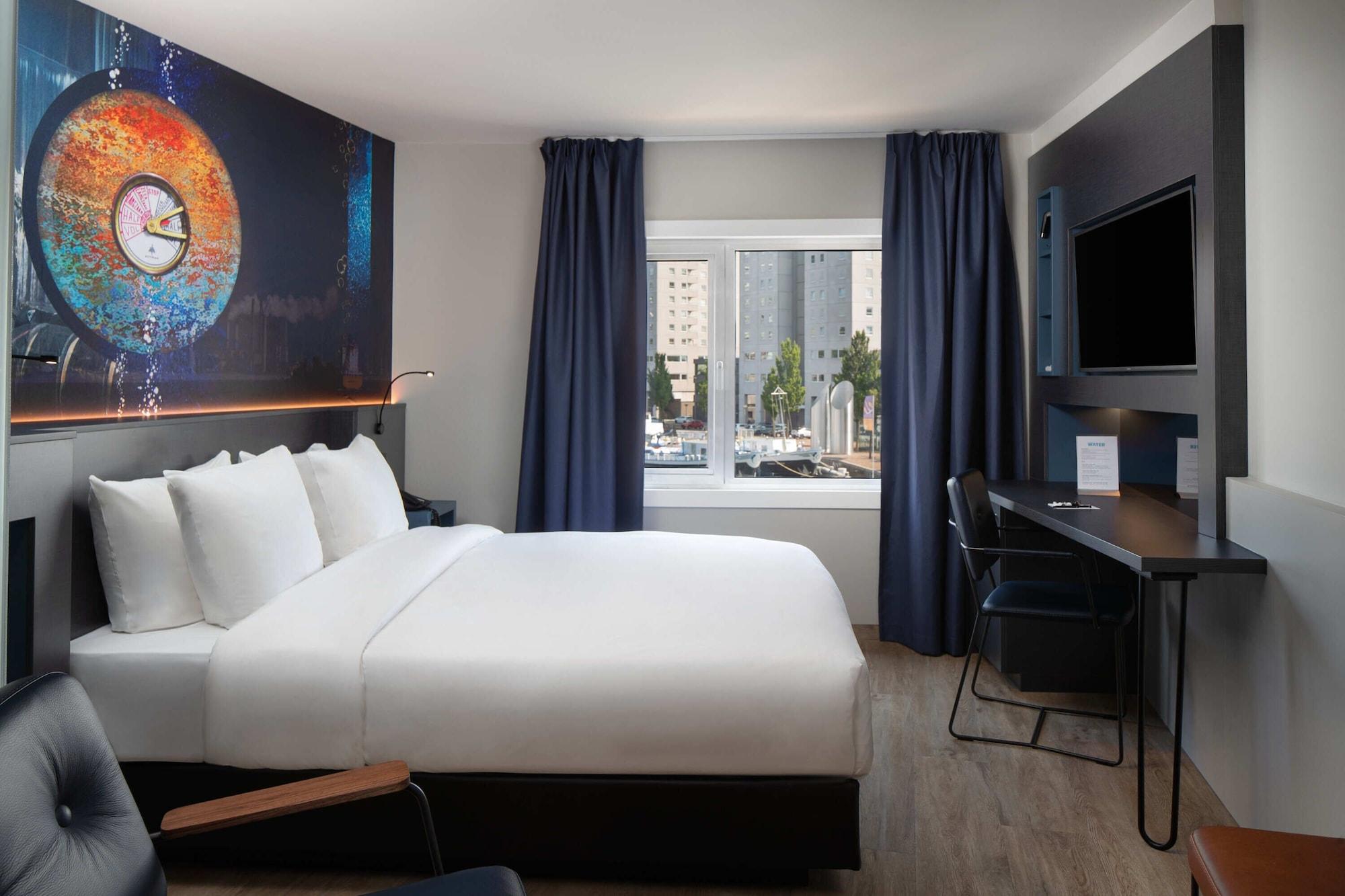 Отель Doubletree By Hilton Rotterdam Centre Экстерьер фото