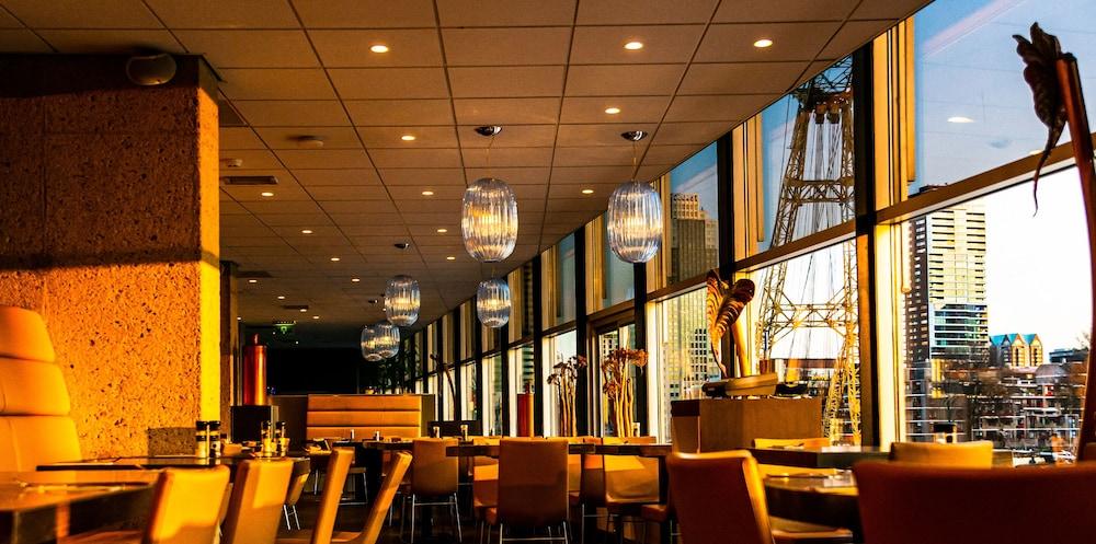 Отель Doubletree By Hilton Rotterdam Centre Экстерьер фото