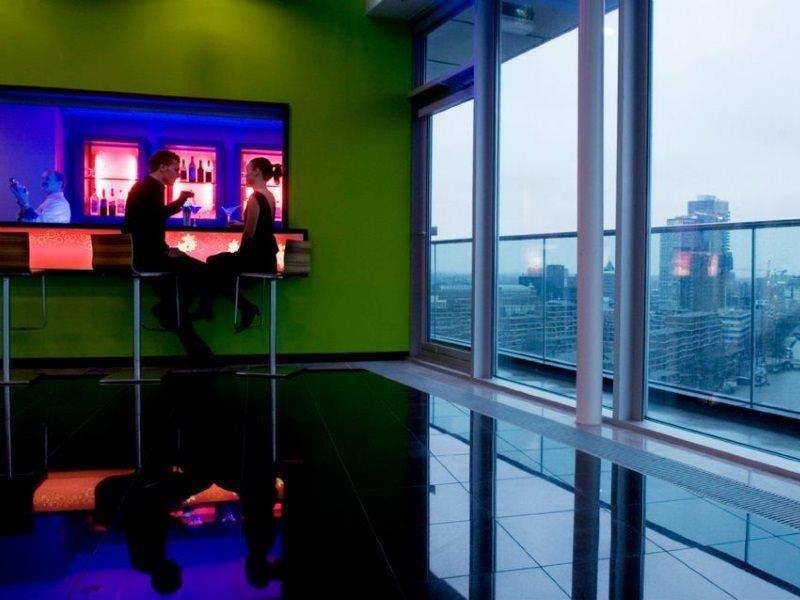 Отель Doubletree By Hilton Rotterdam Centre Экстерьер фото