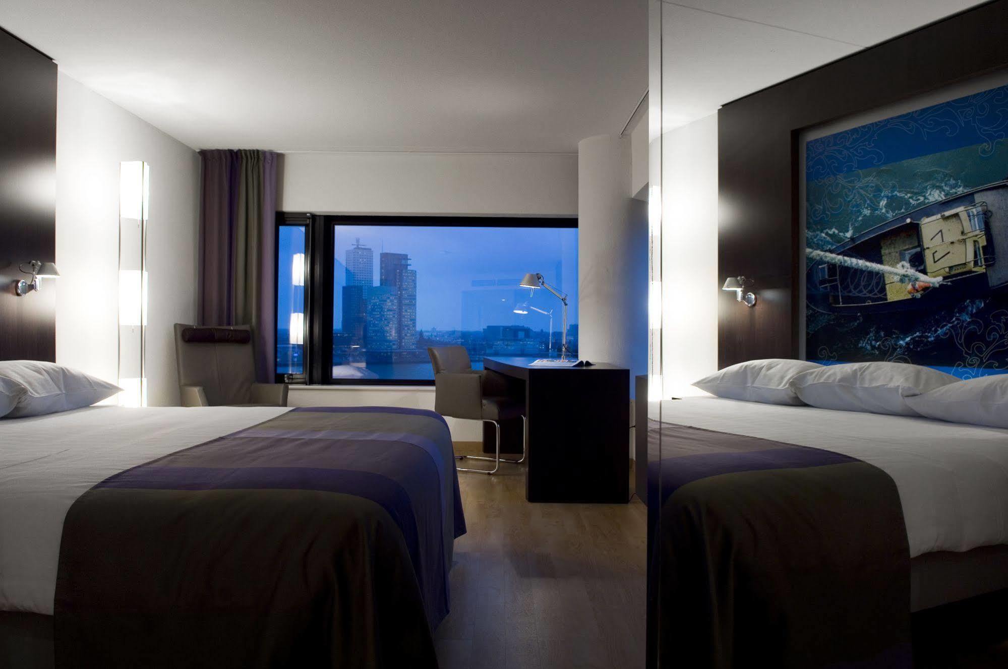 Отель Doubletree By Hilton Rotterdam Centre Экстерьер фото
